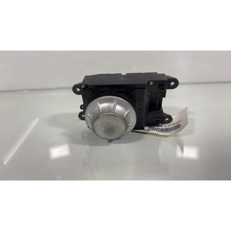 Commande GPS BMW SERIE 5 E60 Photo n°1