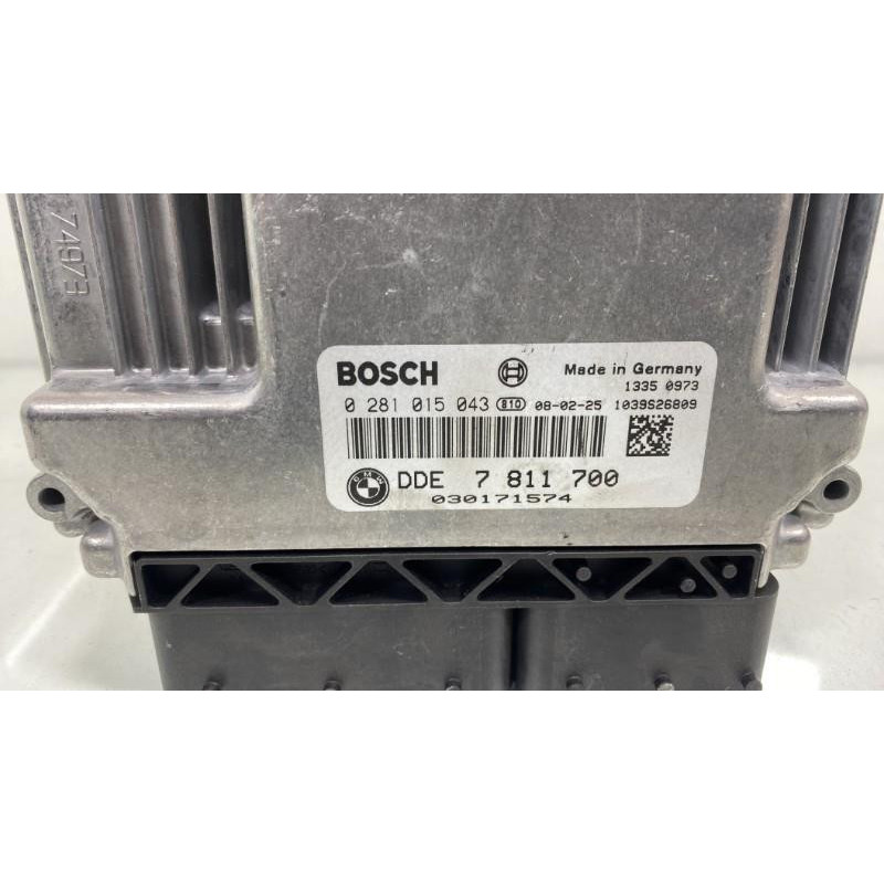 Calculateur moteur BMW SERIE 5 E60 Photo n°3