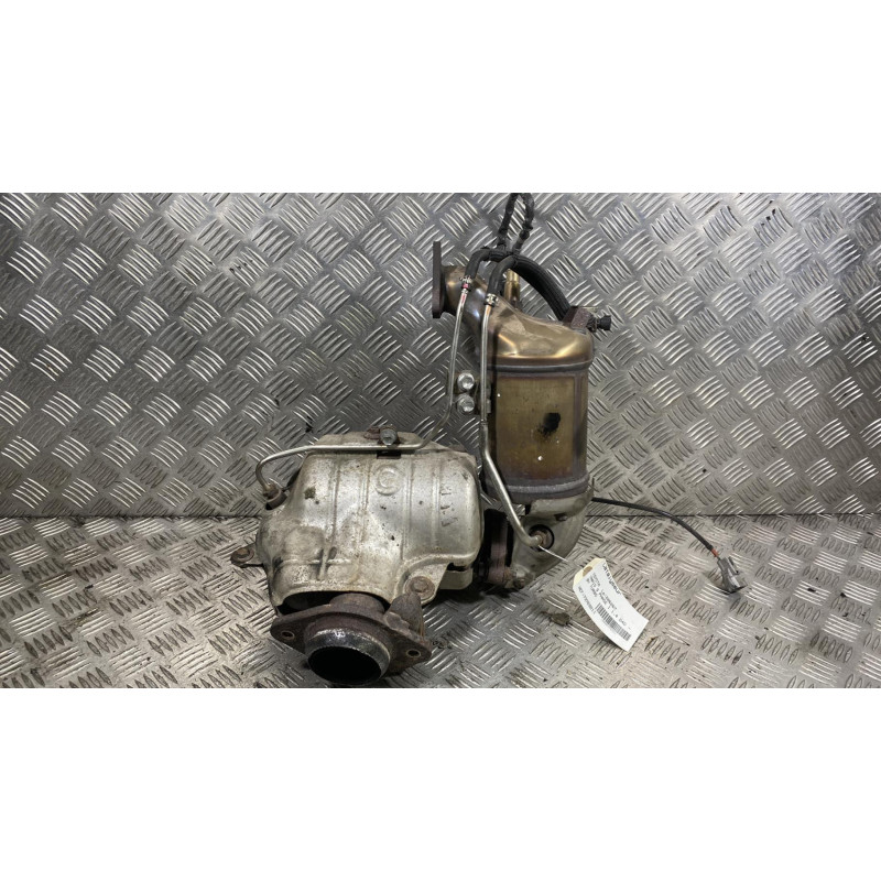 Catalyseur (echappement) TOYOTA YARIS 3 Photo n°2
