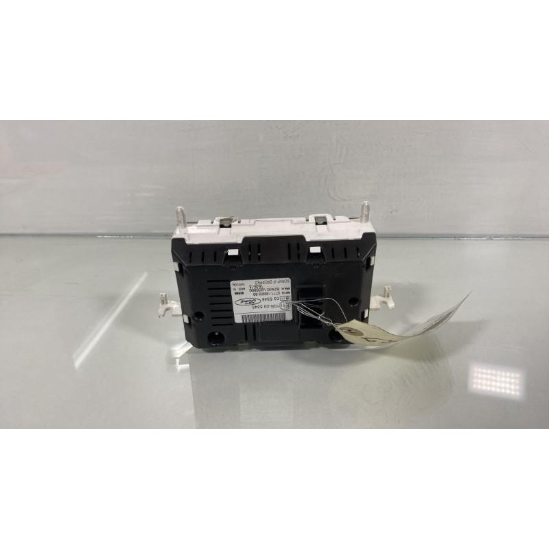 Ecran GPS FORD FIESTA 6 Photo n°3