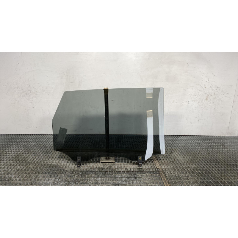 Vitre arriere gauche HYUNDAI TUCSON 1 Photo n°2