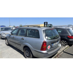 Pare boue avant droit FORD FOCUS 1