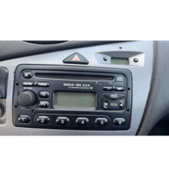 Pare boue avant droit FORD FOCUS 1
