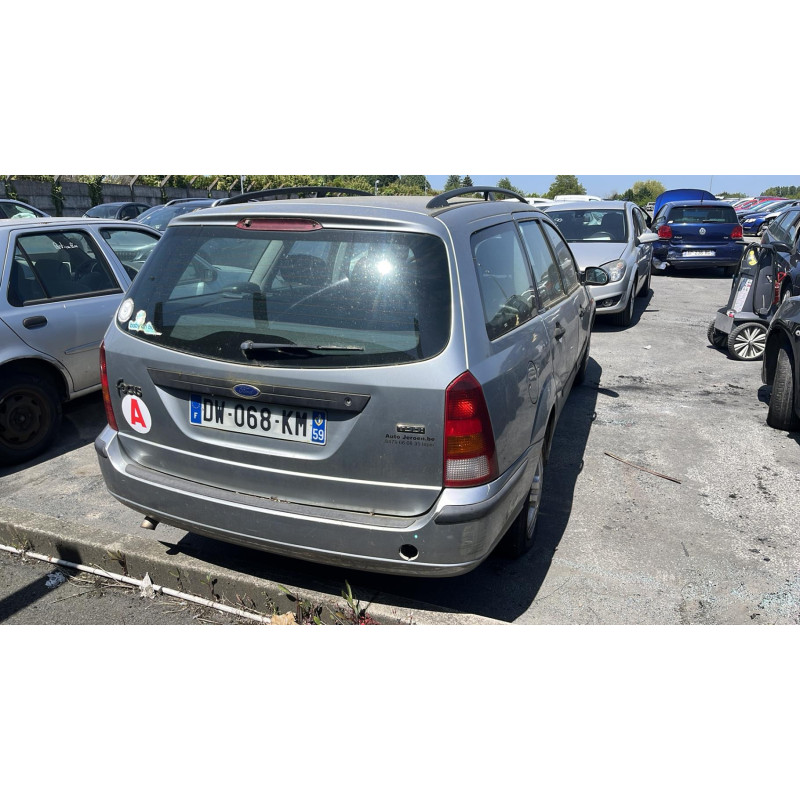 Pare boue avant droit FORD FOCUS 1 Photo n°7