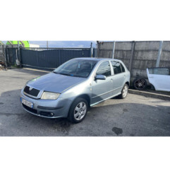 Feu arriere stop central SKODA FABIA 1