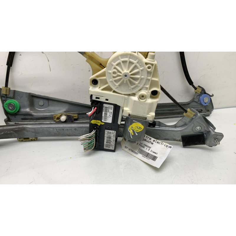 Leve vitre electrique avant gauche RENAULT LAGUNA 3 Photo n°3