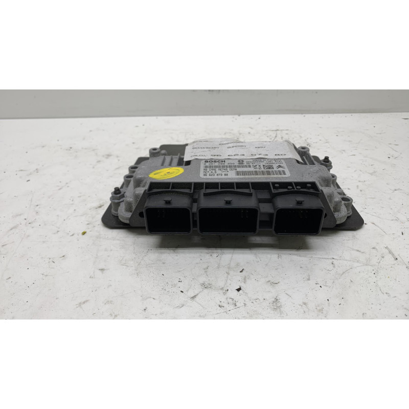 Calculateur moteur CITROEN C4 1 Photo n°3