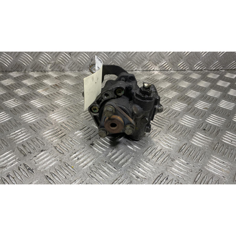 Pompe de direction BMW SERIE 5 E39 Photo n°2