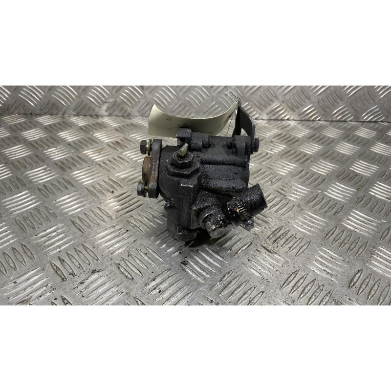 Pompe de direction BMW SERIE 5 E39 Photo n°4