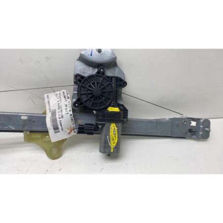Leve vitre electrique avant droit RENAULT CLIO 4 Photo n°1