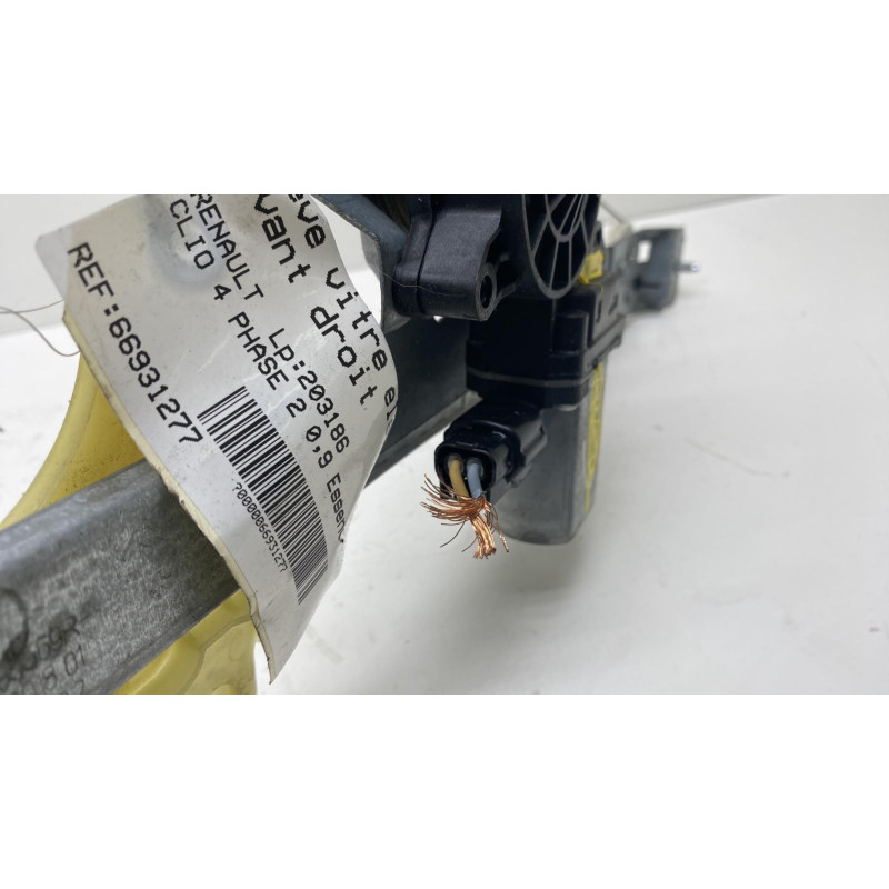Leve vitre electrique avant droit RENAULT CLIO 4 Photo n°3