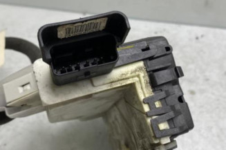 Serrure avant droit PEUGEOT 3008 1