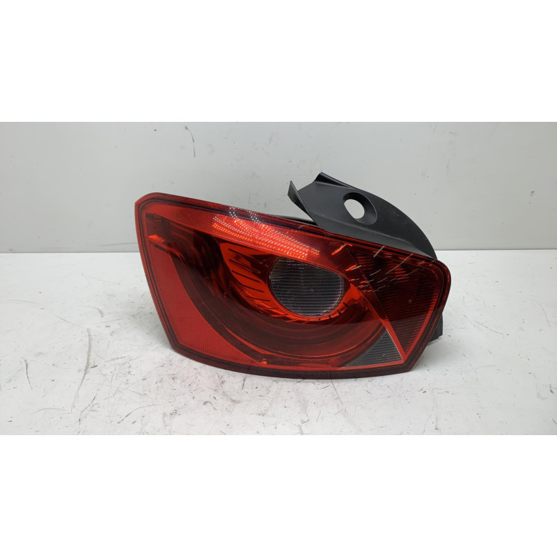 Feu arriere principal gauche (feux) SEAT IBIZA 4 Photo n°3