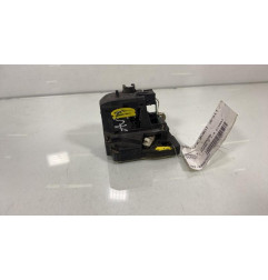 Serrure avant droit RENAULT SCENIC 1