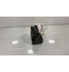 Serrure avant droit RENAULT SCENIC 1