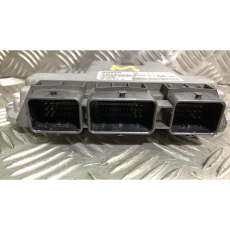 Calculateur moteur PEUGEOT 308 1 Photo n°1
