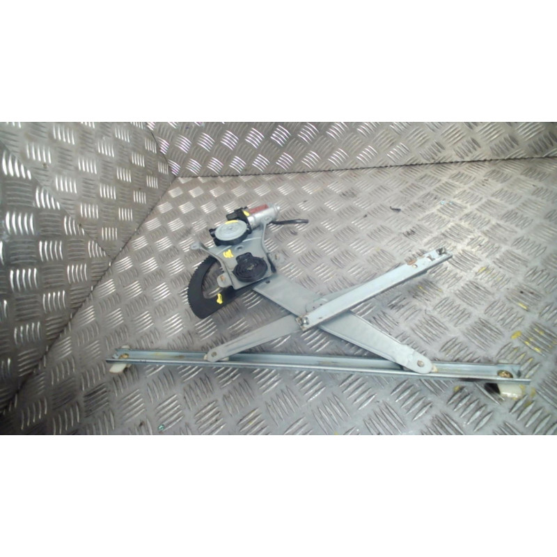 Leve vitre electrique avant droit DAEWOO KALOS Photo n°2