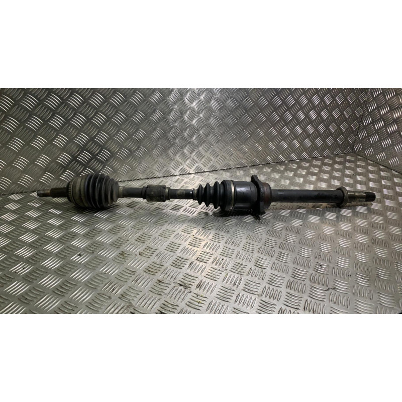 Cardan droit (transmission) TOYOTA COROLLA VERSO 2 Photo n°1