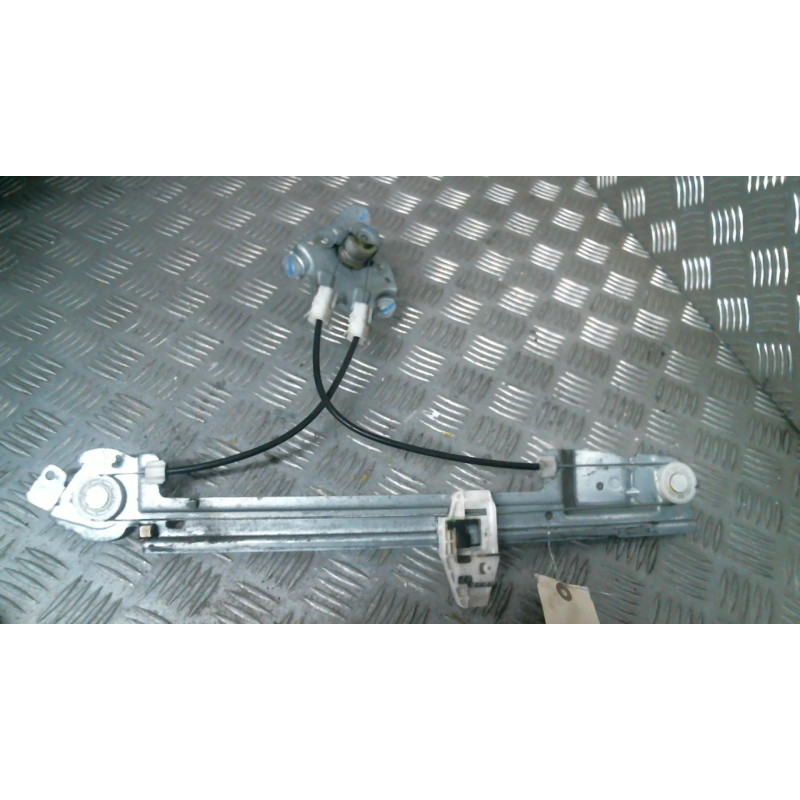 Leve vitre mecanique arriere gauche RENAULT SCENIC 2 Photo n°1
