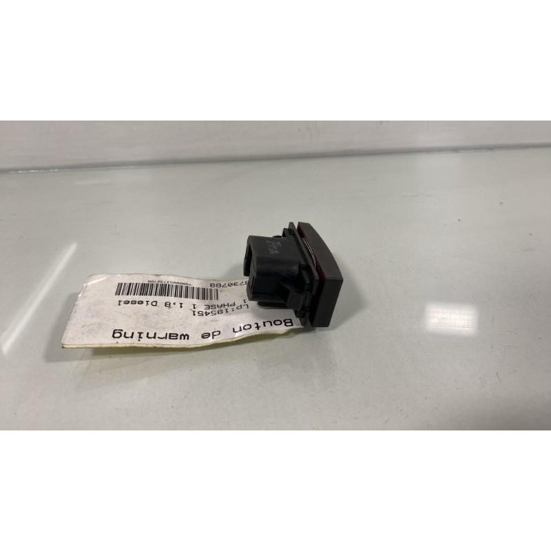 Bouton de warning FORD C-MAX 1 Photo n°2