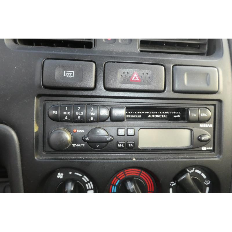 Capot NISSAN PRIMERA 2 Photo n°15