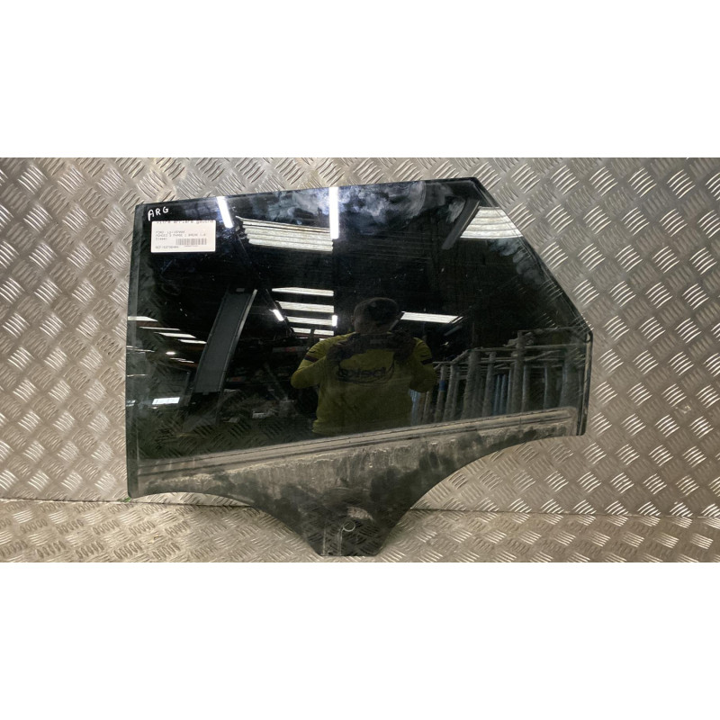 Vitre arriere gauche FORD MONDEO 3 Photo n°1