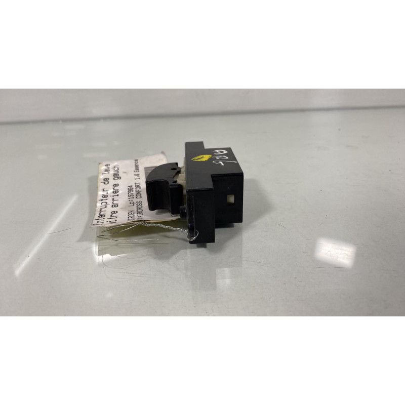 Interrupteur de leve vitre arriere gauche CITROEN C4 AIRCROSS Photo n°2