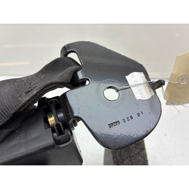Attache ceinture arriere droit RENAULT CLIO 2 Photo n°5