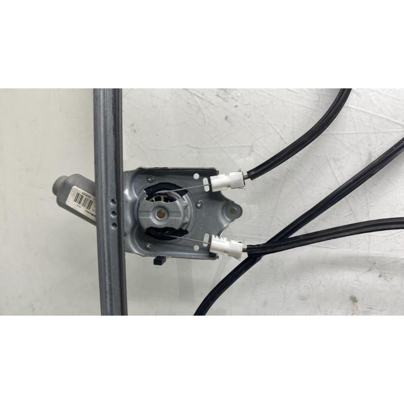 Leve vitre electrique avant droit RENAULT ESPACE 4 Photo n°3