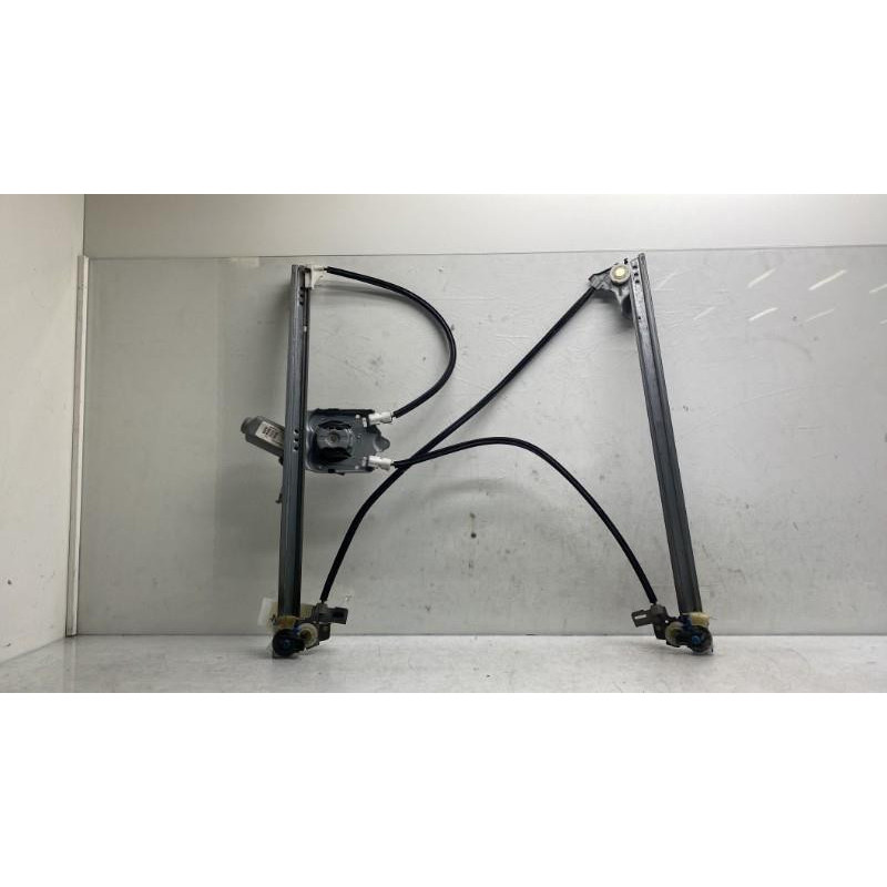 Leve vitre electrique avant droit RENAULT ESPACE 4 Photo n°8