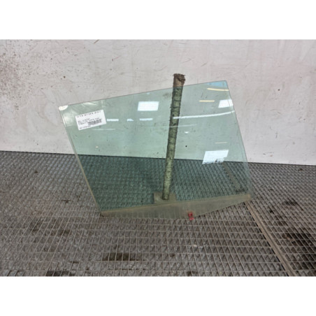 Vitre arriere droit BMW SERIE 3 E46