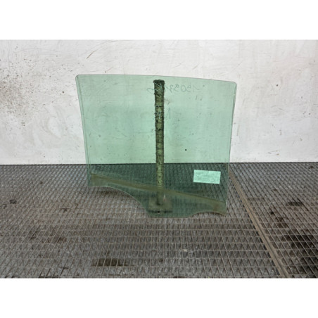 Vitre arriere gauche RENAULT CLIO 3