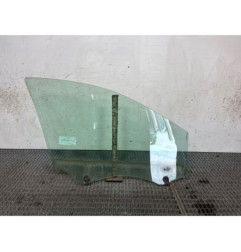 Vitre avant gauche RENAULT CLIO 3