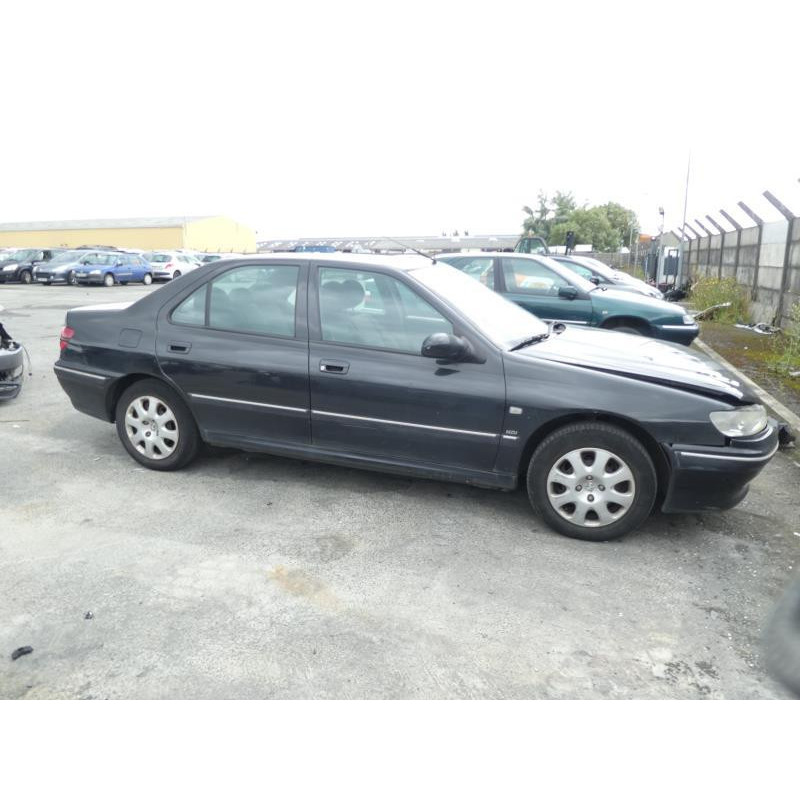 Attache ceinture arriere droit PEUGEOT 406 Photo n°8