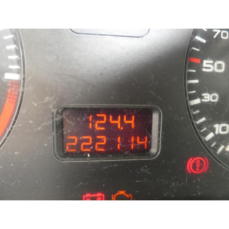 Attache ceinture arriere droit PEUGEOT 406 Photo n°12