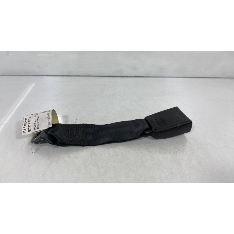 Attache ceinture arriere gauche PEUGEOT 406 Photo n°2