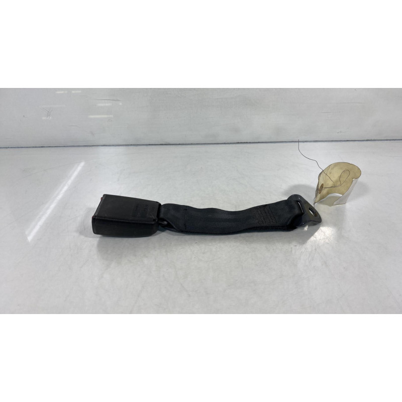 Attache ceinture arriere gauche PEUGEOT 406 Photo n°3