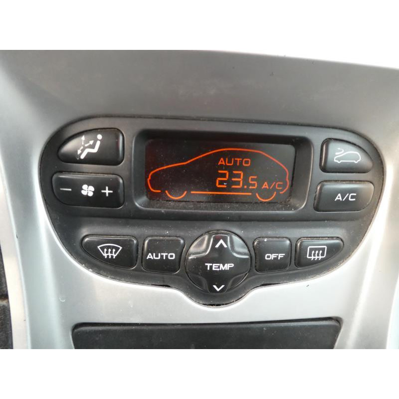 Trappe d'essence PEUGEOT 307 Photo n°4