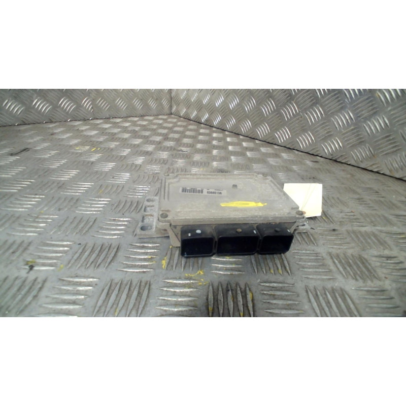 Calculateur moteur PEUGEOT 307 Photo n°3
