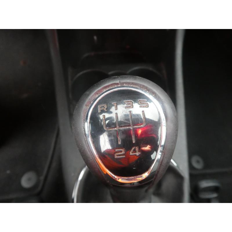 Cremaillere assistee SKODA ROOMSTER Photo n°6