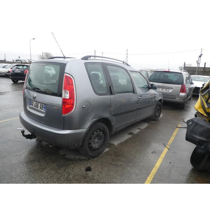 Cremaillere assistee SKODA ROOMSTER Photo n°13
