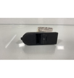 Interrupteur de leve vitre avant droit OPEL ASTRA H