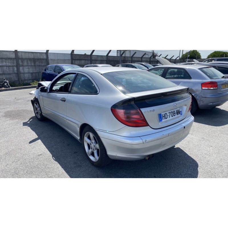 Aile avant droit MERCEDES CLASSE C 203 COUPE SPORT Photo n°20