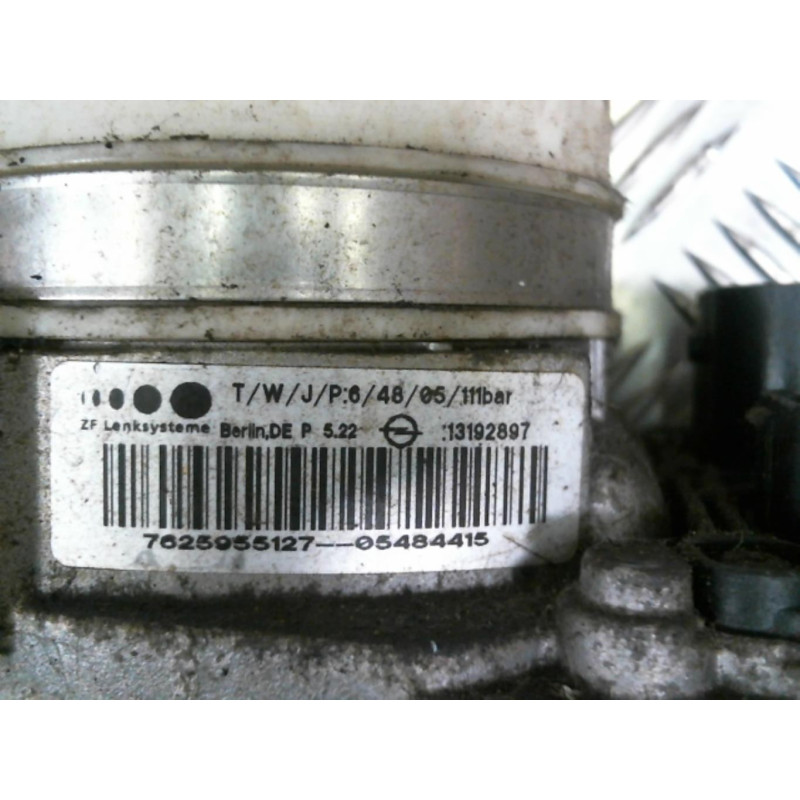 Pompe de direction OPEL ASTRA H Photo n°3
