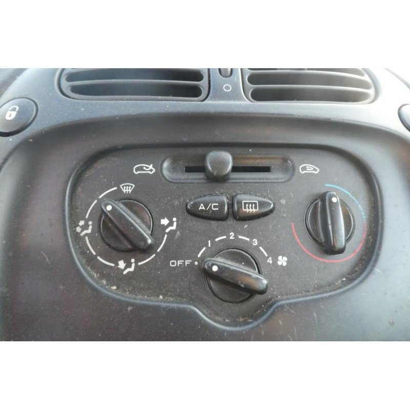 Interrupteur de leve vitre avant droit CITROEN XSARA PICASSO Photo n°8