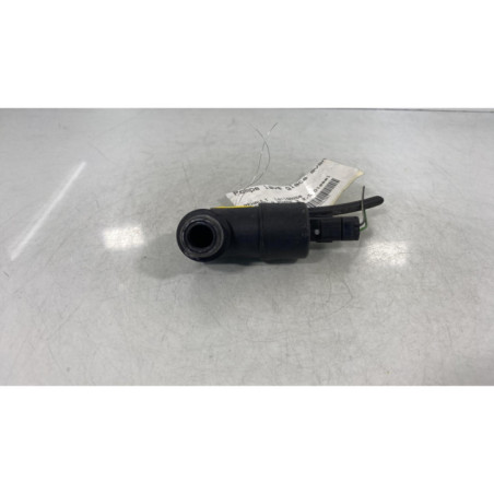 Pompe lave glace avant RENAULT MASTER 2 Photo n°1