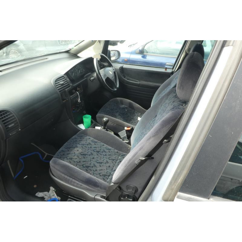 Cremaillere assistee OPEL ZAFIRA A Photo n°9