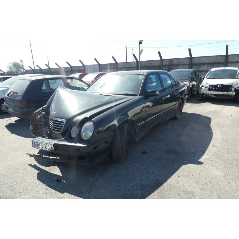 Cremaillere assistee MERCEDES CLASSE E 210 Photo n°6