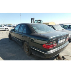 Cremaillere assistee MERCEDES CLASSE E 210