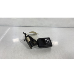 Attache ceinture arriere droit RENAULT MEGANE 2